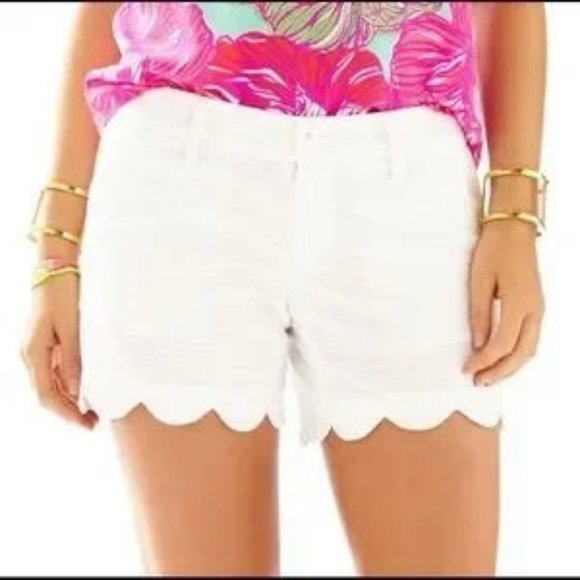 Lilly Pulitzer Resort White Buttercup 5" Inseam Shorts Textured Cotton 00 = XXS - Picture 3 of 12